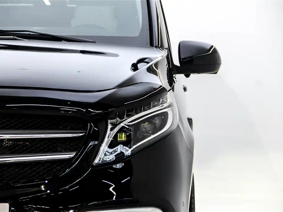 Mercedes-Benz Vito 2023 2.0T Business Edition 7-seater 2024 - thumbnail 10