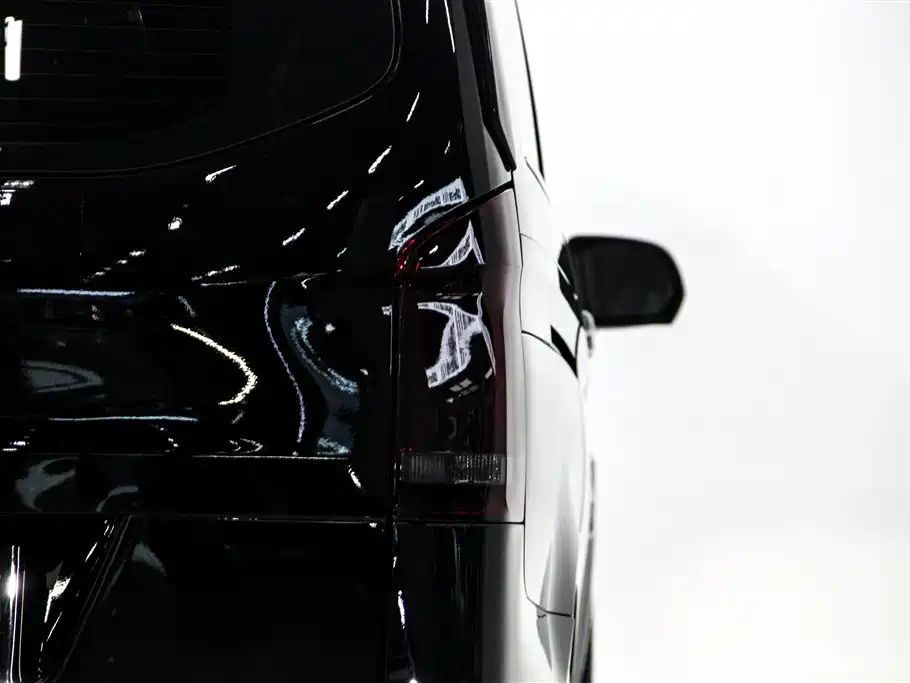 Mercedes-Benz Vito 2023 2.0T Business Edition 7-seater 2024 - thumbnail 11