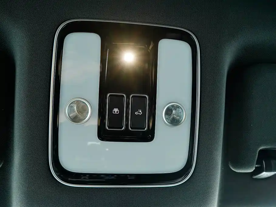 Li Auto Li ONE 2020 Extended Range 7-Seat Version 2021 - thumbnail 2