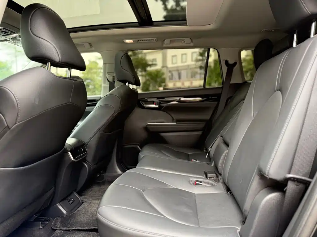 Toyota Toyota Highlander 2022 380T AWD Premium Edition 7-seater 2023 - thumbnail 8