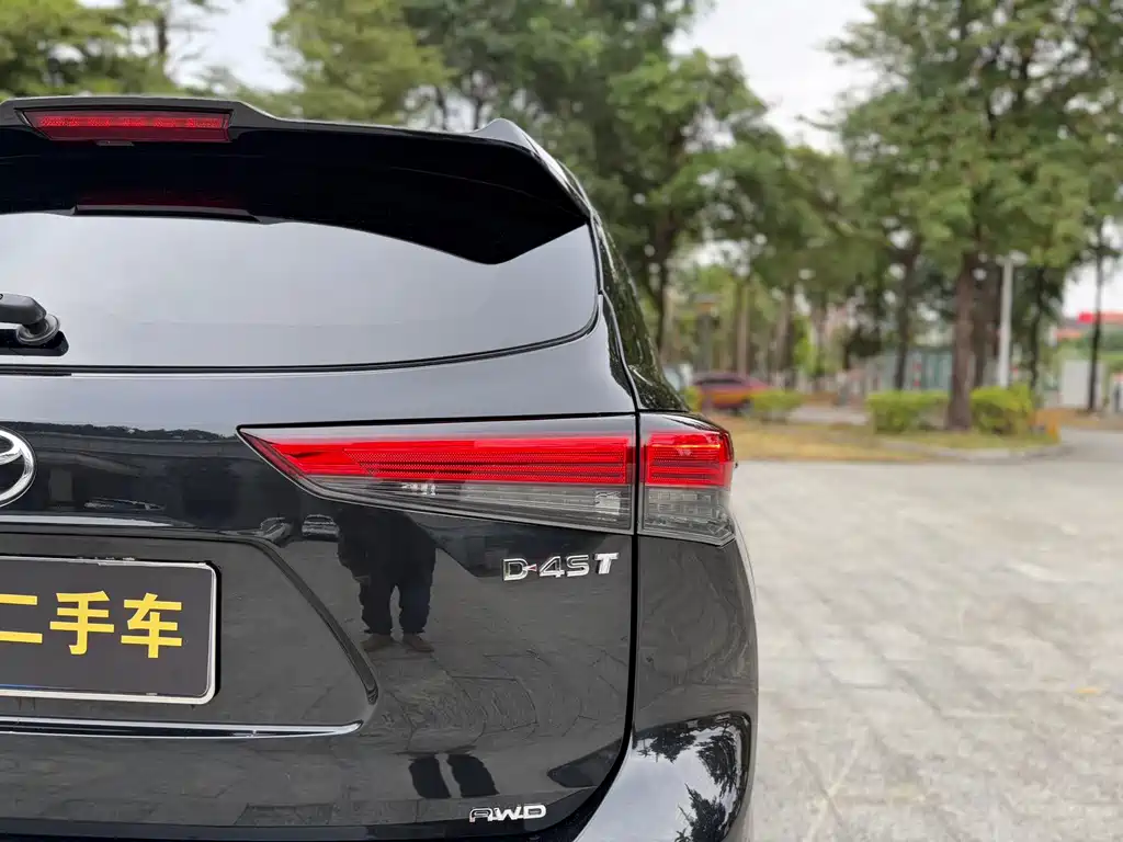 Toyota Toyota Highlander 2022 380T AWD Premium Edition 7-seater 2023 - thumbnail 18