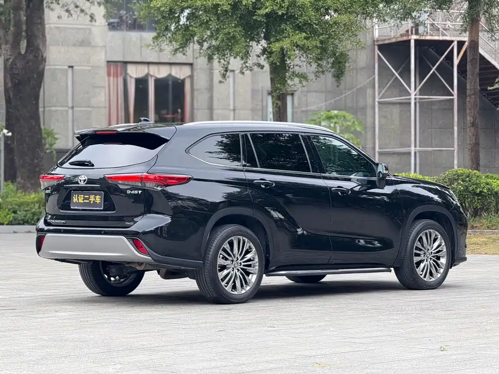 Toyota Toyota Highlander 2022 380T AWD Premium Edition 7-seater 2023 - thumbnail 22
