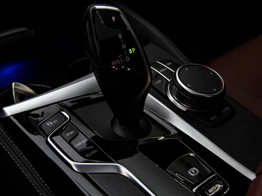 BMW BMW 5 Series 2023 530Li Leading Model M Sport Package 2024 - thumbnail 21