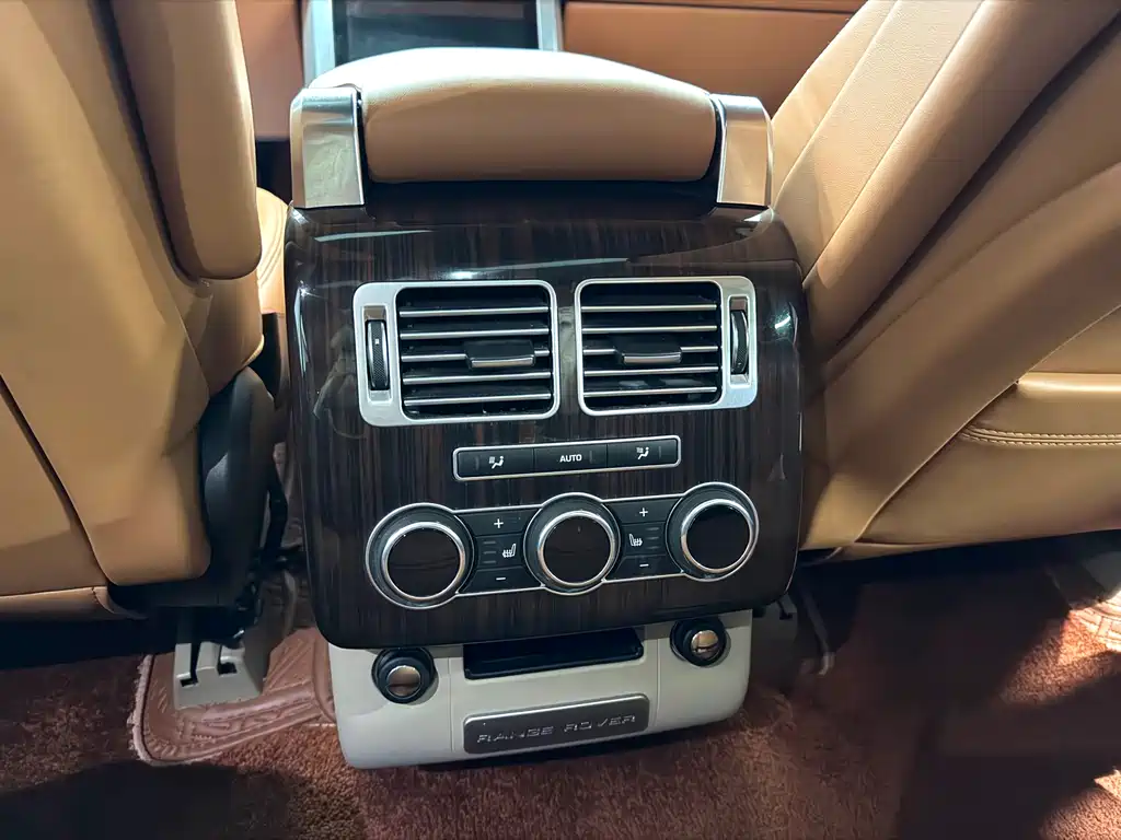 Land Rover Range Rover 2016 3.0 SC V6 Vogue 2015 - thumbnail 14