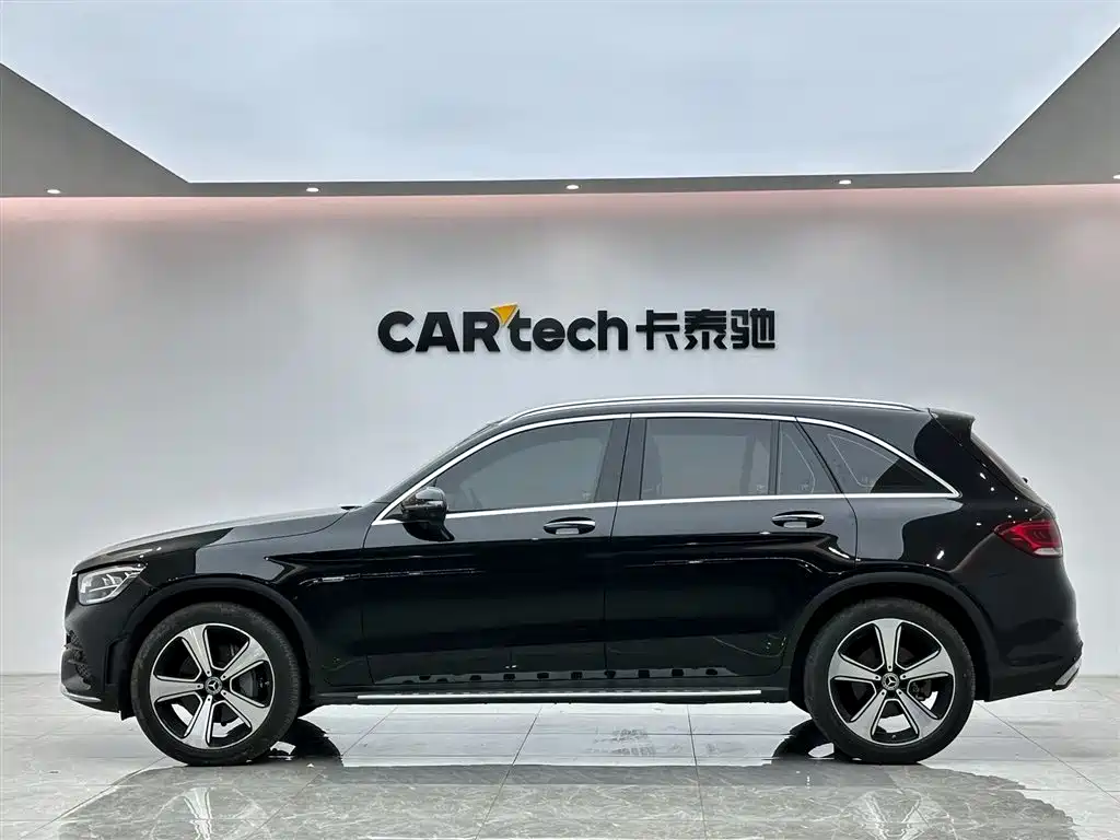 Mercedes-Benz Mercedes-Benz GLC 2022 GLC 300 L 4MATIC Dynamic Model Premium Edition 2022 - thumbnail 2
