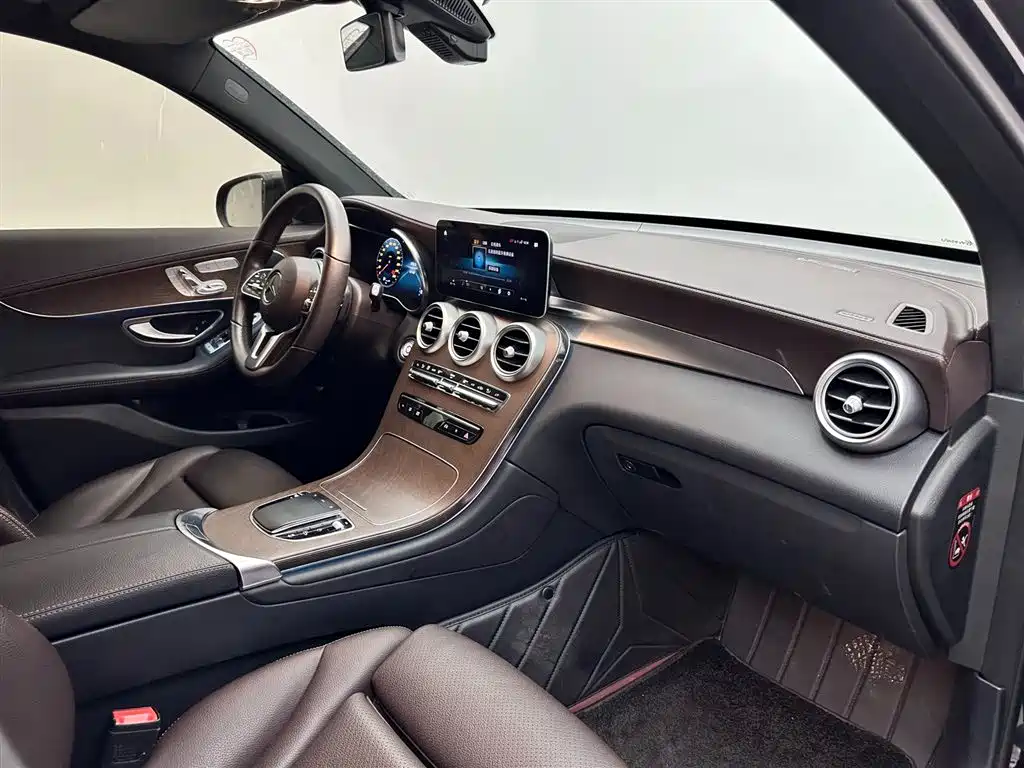 Mercedes-Benz Mercedes-Benz GLC 2022 GLC 300 L 4MATIC Dynamic Model Premium Edition 2022 - thumbnail 11