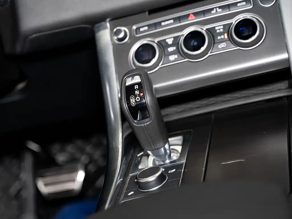 Land Rover Range Rover Sport 2016 3.0 SC V6 HSE DYNAMIC 2016 - thumbnail 18