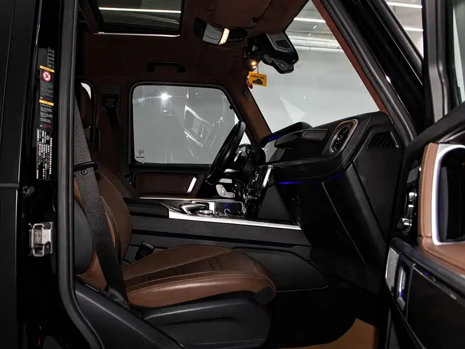 Mercedes-Benz Mercedes-Benz G-Class 2019 Model Year Facelift G 500 2019 - thumbnail 19
