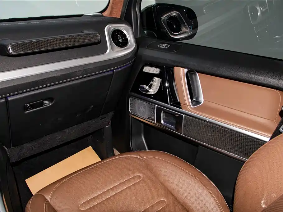 Mercedes-Benz Mercedes-Benz G-Class 2019 Model Year Facelift G 500 2019 - thumbnail 25