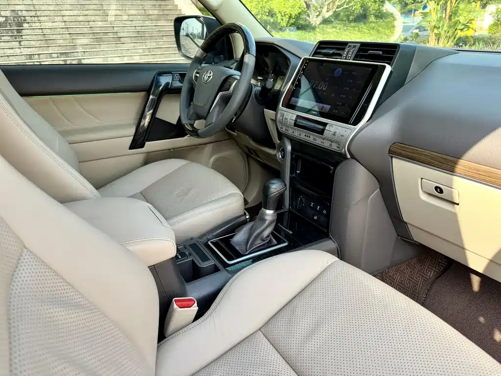 Toyota Toyota Land Cruiser Prado (Imported) 2020 Model 4.0L Middle East Version 2020 - thumbnail 11