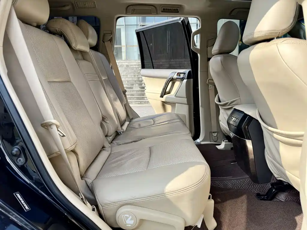 Toyota Toyota Land Cruiser Prado (Imported) 2020 Model 4.0L Middle East Version 2020 - thumbnail 13