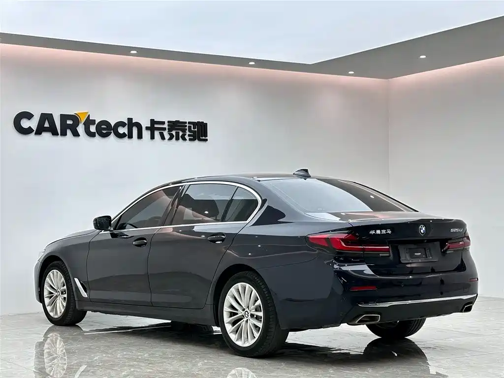 BMW BMW 5 Series 2022 Model Year Facelift 525Li Luxury Package 2022 - thumbnail 3