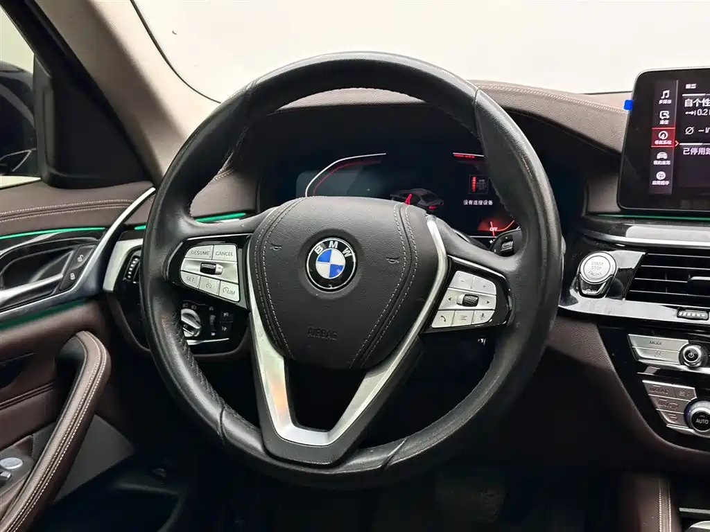BMW BMW 5 Series 2022 Model Year Facelift 525Li Luxury Package 2022 - thumbnail 12