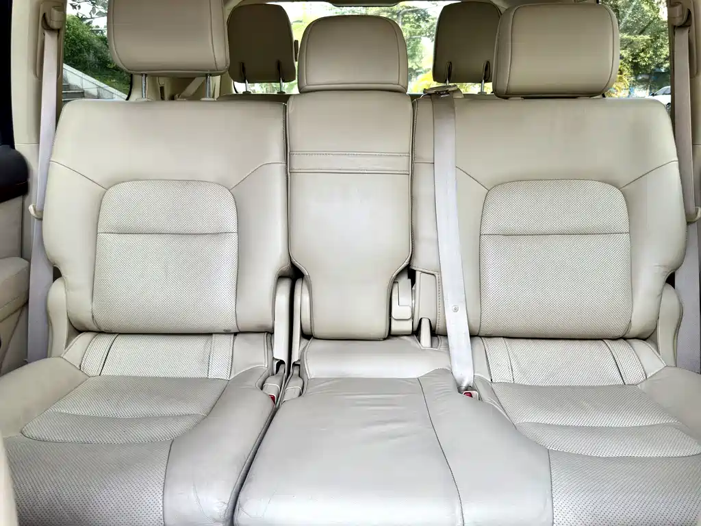 Toyota Land Cruiser (Imported) 2016 Model 4.0L Middle East Version 2016 - thumbnail 14