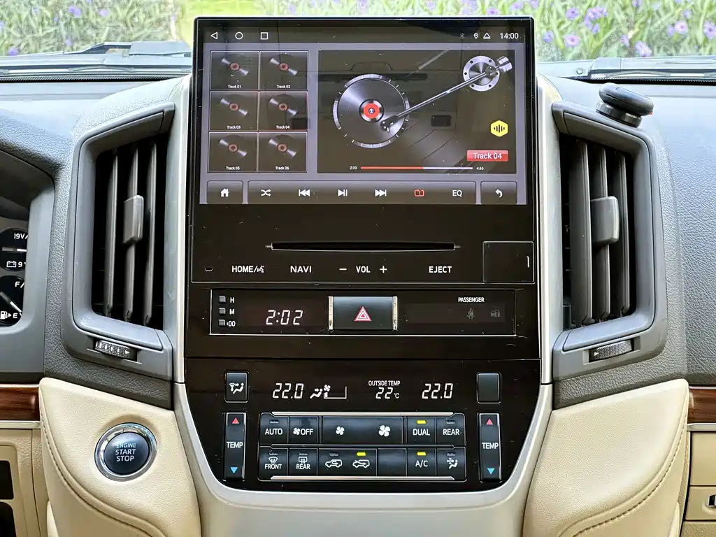 Toyota Land Cruiser (Imported) 2016 Model 4.0L Middle East Version 2016 - thumbnail 22