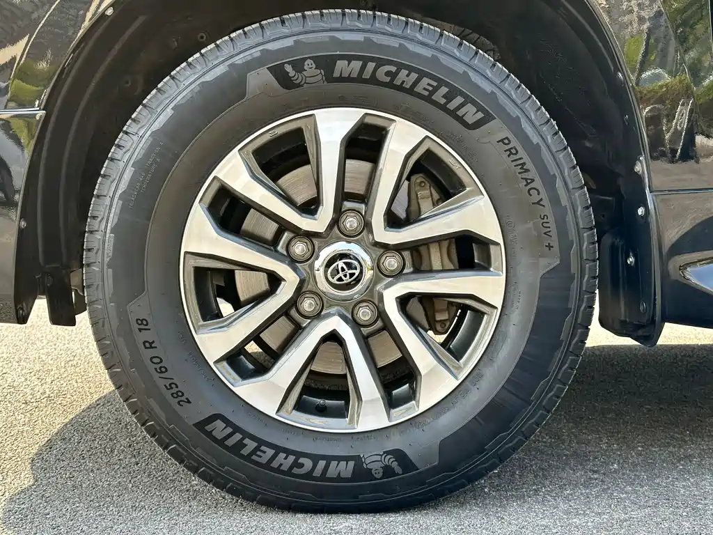 Toyota Land Cruiser (Imported) 2016 Model 4.0L Middle East Version 2016 - thumbnail 30