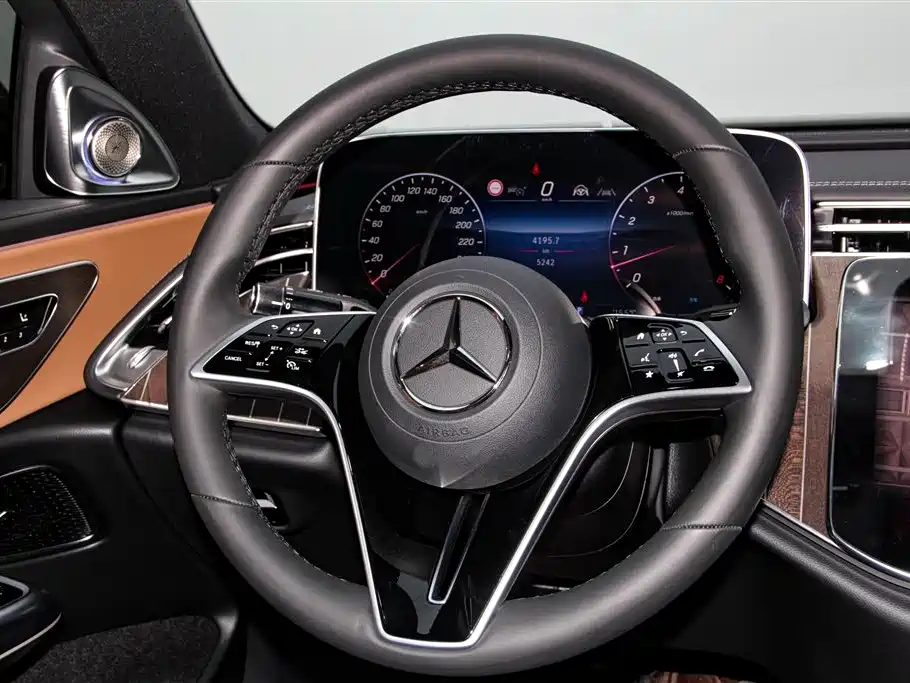 Mercedes-Benz Mercedes-Benz E-Class 2025 E 300 L Fashion Edition 2025 - thumbnail 15