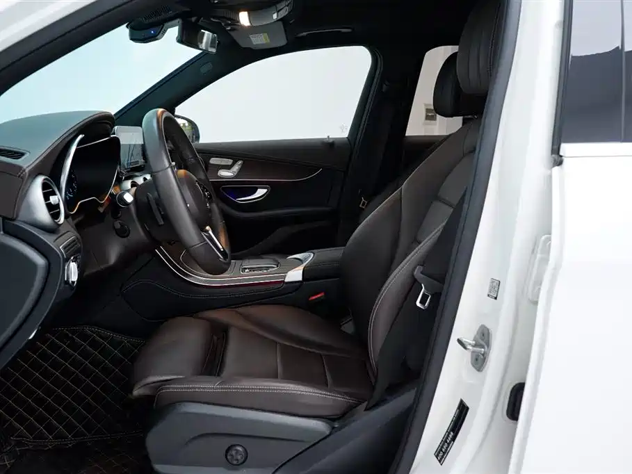 Mercedes-Benz Mercedes-Benz GLC 2022 Facelift GLC 260 L 4MATIC Luxury Edition 2022 - thumbnail 5