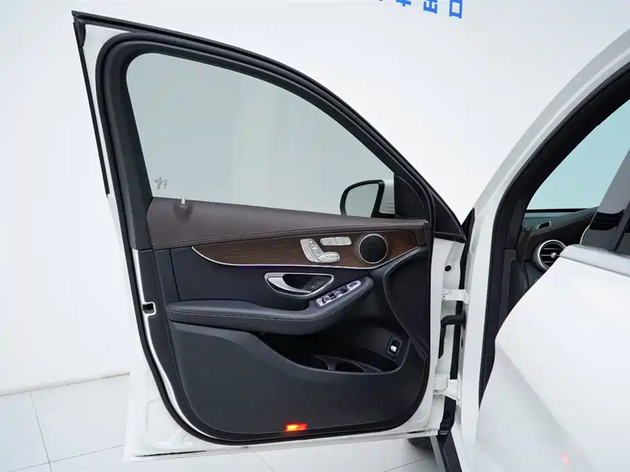 Mercedes-Benz Mercedes-Benz GLC 2022 Facelift GLC 260 L 4MATIC Luxury Edition 2022 - thumbnail 20