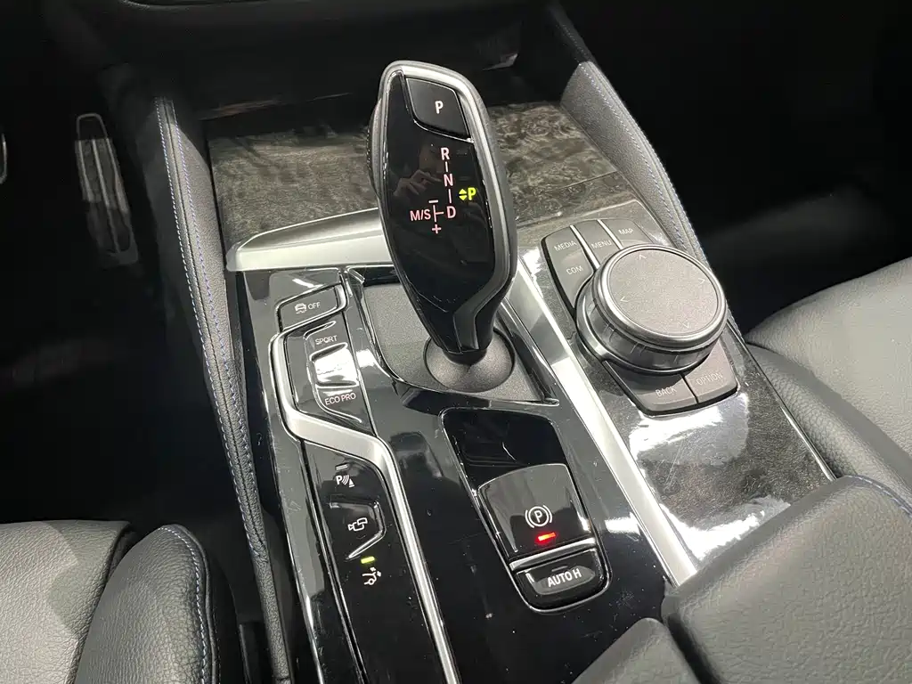 BMW BMW 6 Series GT 2022 630i M Sport Package 2024 - thumbnail 13