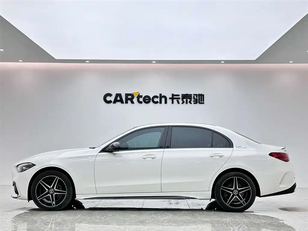 Mercedes-Benz Mercedes-Benz C-Class 2023 C 260 L Night Sport Edition 2023 - thumbnail 2