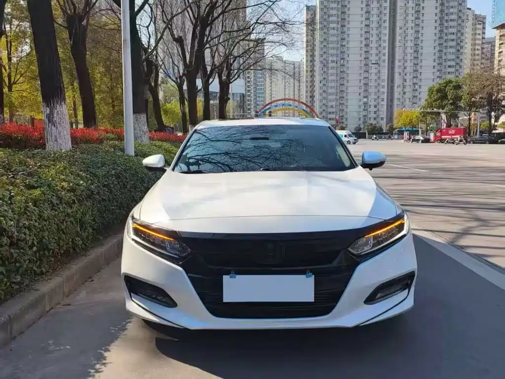 Honda Honda Accord 2018 260TURBO Elite Edition China V 2021 - thumbnail 2