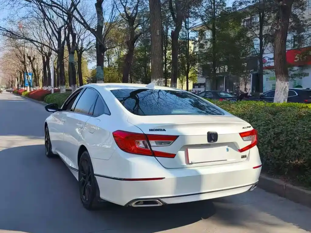 Honda Honda Accord 2018 260TURBO Elite Edition China V 2021 - thumbnail 9