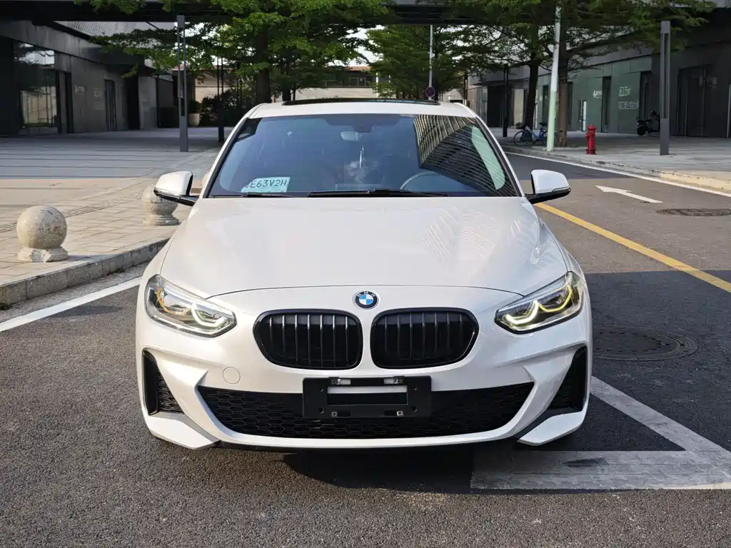BMW BMW 1 Series 2020 120i M Sport Package 2020 - thumbnail 2