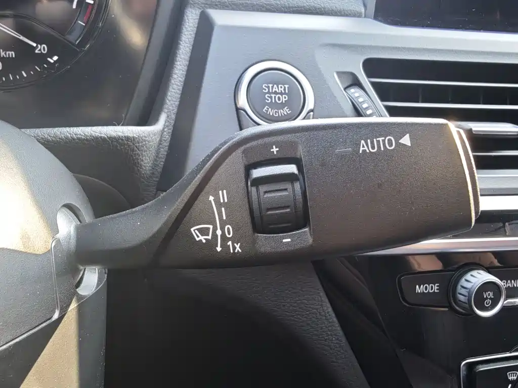 BMW BMW 1 Series 2020 120i M Sport Package 2020 - thumbnail 14