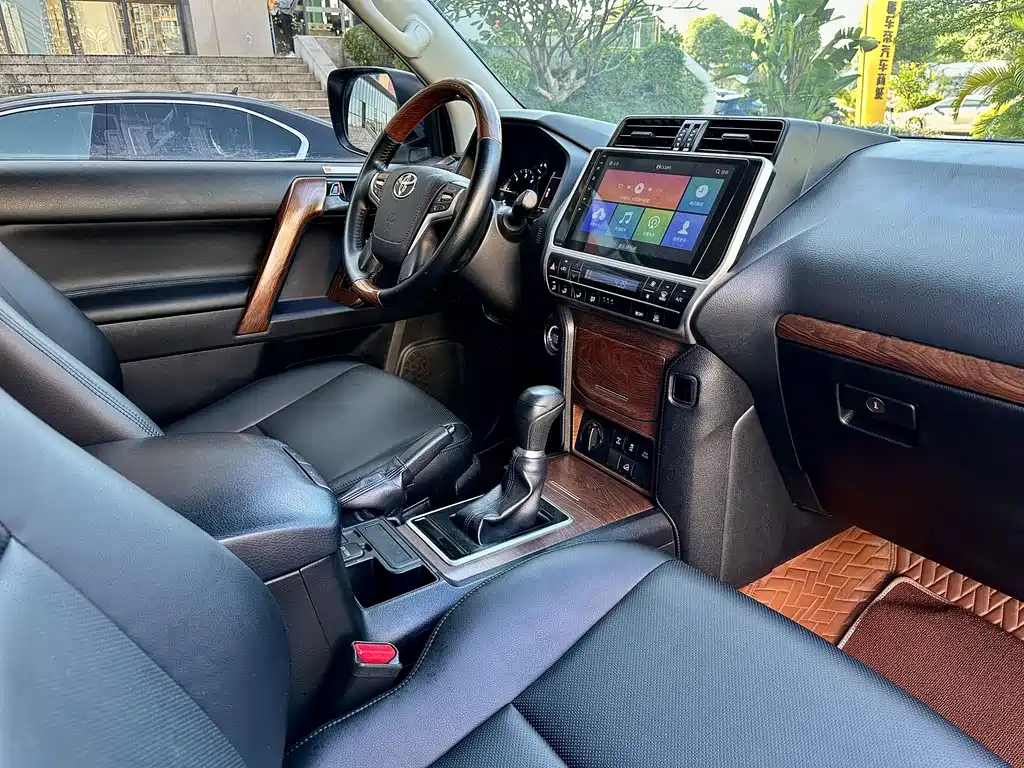 Toyota Toyota Land Cruiser Prado (Imported) 2019 Model 2.8L Diesel Euro Standard Version 2020 - thumbnail 11