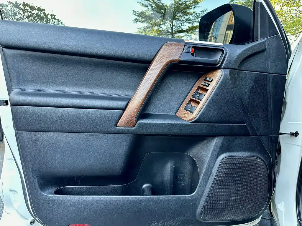 Toyota Toyota Land Cruiser Prado (Imported) 2019 Model 2.8L Diesel Euro Standard Version 2020 - thumbnail 15