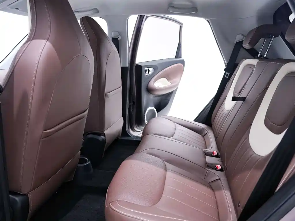 Wuling Motors Wuling Binguo 2023 333km Yue Xiang Edition 2023 - thumbnail 21