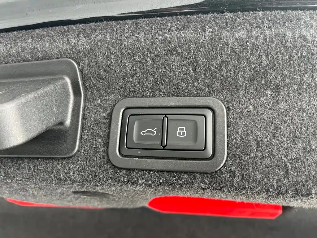 Audi Audi A6L 2024 45 TFSI Premium Dynamic Edition 2024 - thumbnail 17
