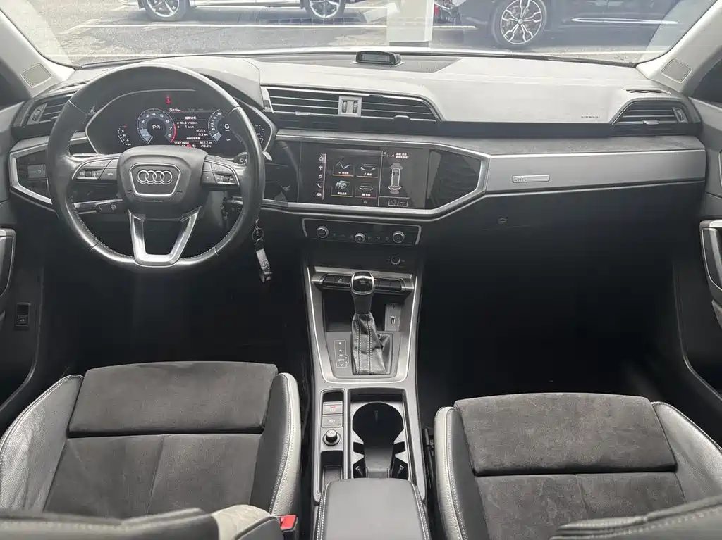 Audi Audi Q3 2020 35 TFSI Sport Line 2020 - thumbnail 9