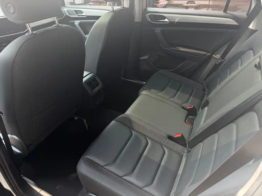 Volkswagen Tayron 2022 280TSI Front-Wheel Drive Luxury Intelligent Connectivity Edition 2022 - thumbnail 6