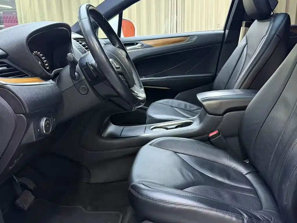 Lincoln Lincoln MKC 2014 2.0T AWD Reserve Edition 2016 - thumbnail 13