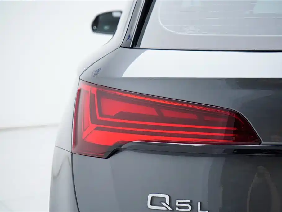 Audi Audi Q5L 2022 40T Premium Dynamic Edition 2022 - thumbnail 23