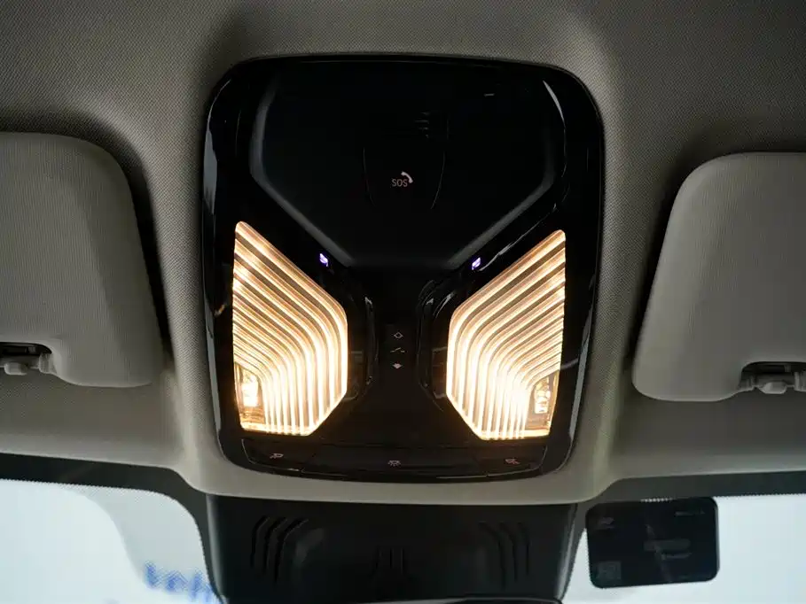 BMW BMW X5 xDrive40i M Sport Package 2021 - thumbnail 2