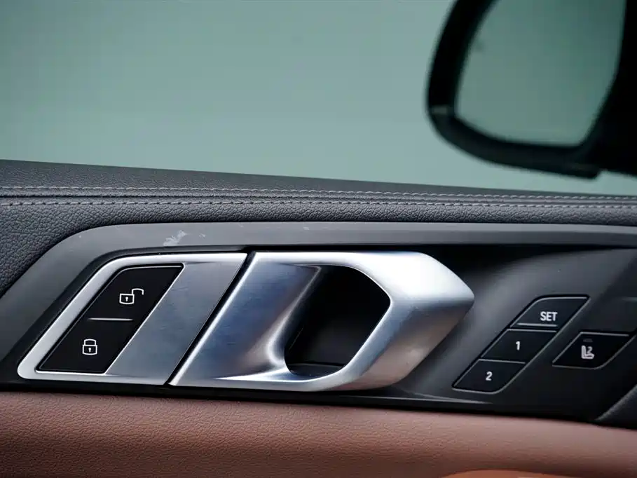BMW BMW X5 xDrive40i M Sport Package 2021 - thumbnail 6