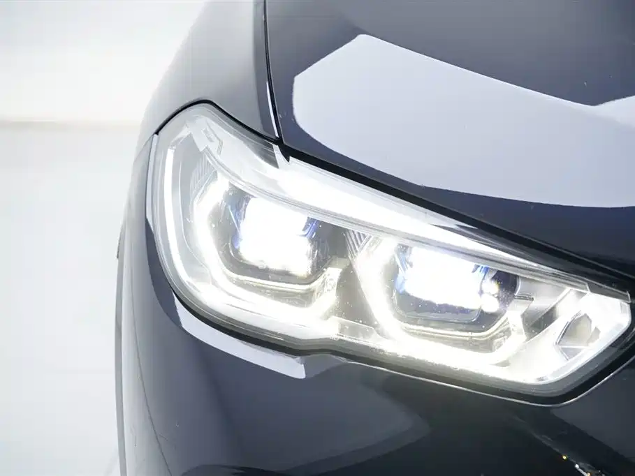 BMW BMW X5 xDrive40i M Sport Package 2021 - thumbnail 25