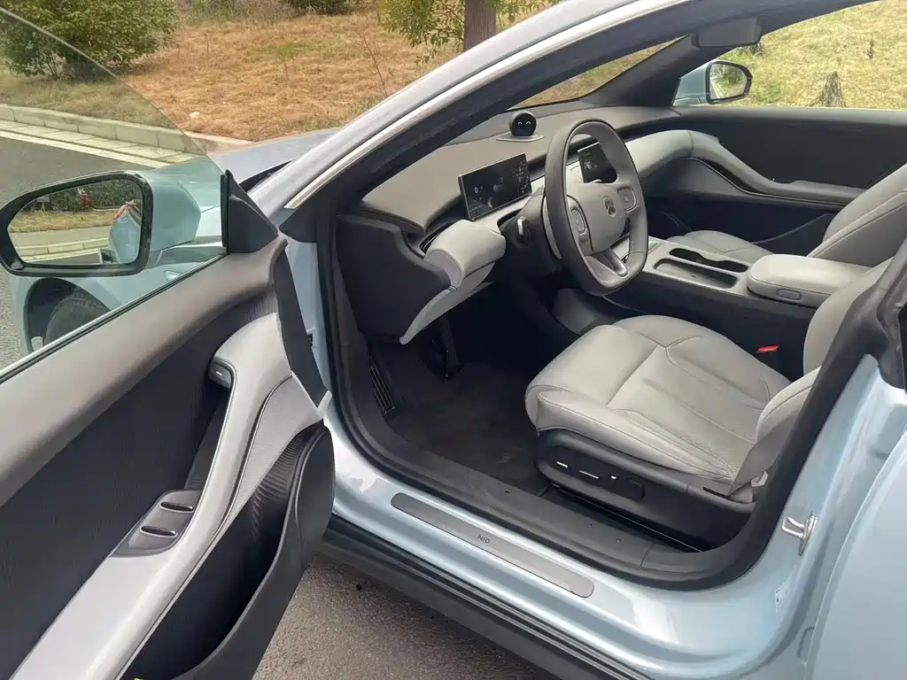 NIO NIO ET5T 2023 75kWh Touring 2023 - thumbnail 8