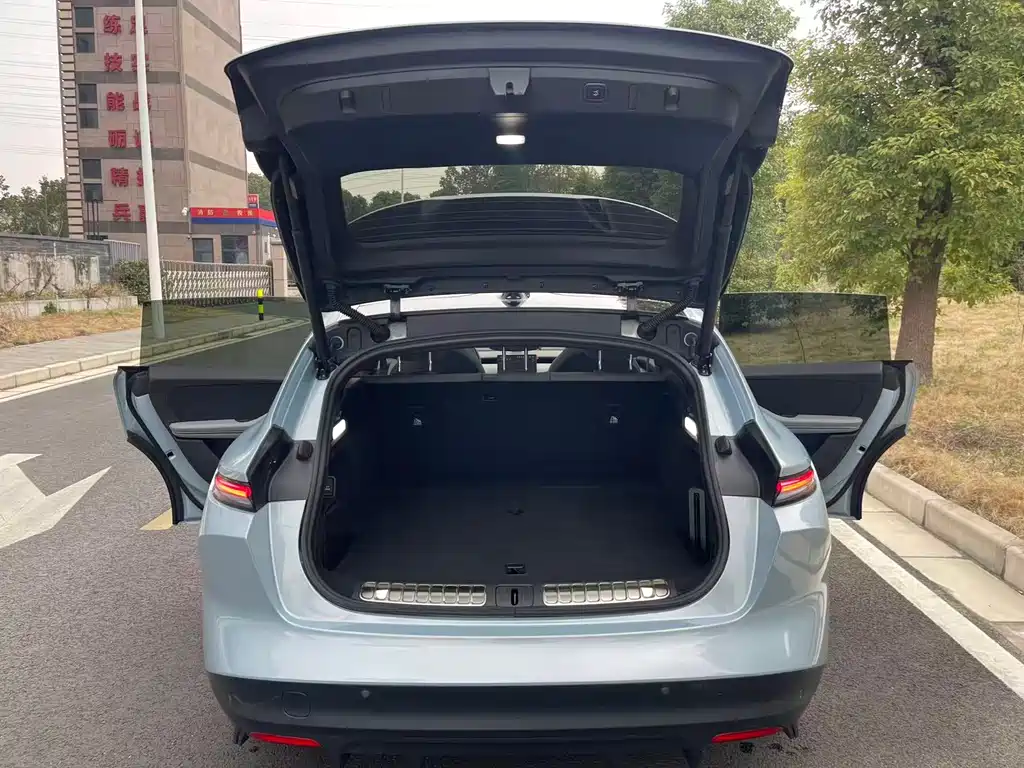 NIO NIO ET5T 2023 75kWh Touring 2023 - thumbnail 14