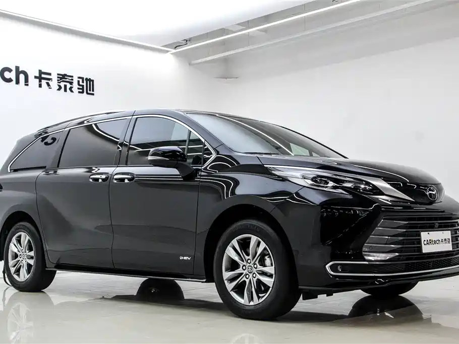 Toyota Toyota Sienna 2024 2.5L Hybrid AWD Premium Edition 2024 - thumbnail 3