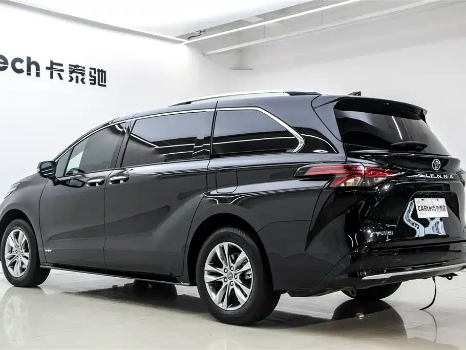 Toyota Toyota Sienna 2024 2.5L Hybrid AWD Premium Edition 2024 - thumbnail 6