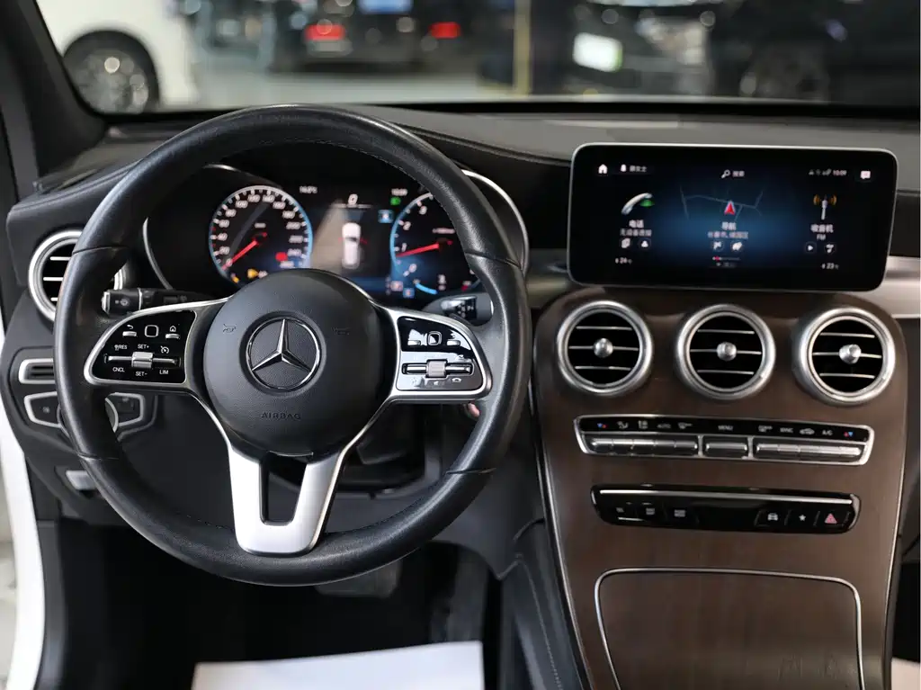 Mercedes-Benz Mercedes-Benz GLC 2020 GLC 260 L 4MATIC Luxury Edition 2020 - thumbnail 9