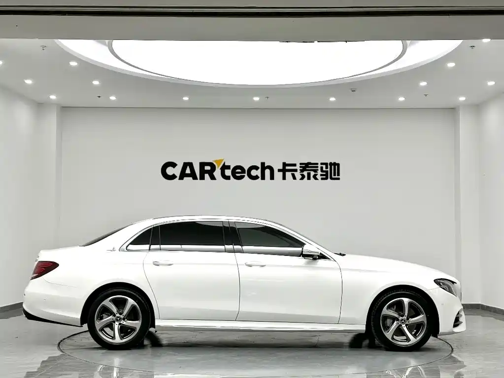 Mercedes-Benz Mercedes-Benz E-Class 2018 Facelift E 300 L Sport Style 2018 - thumbnail 3