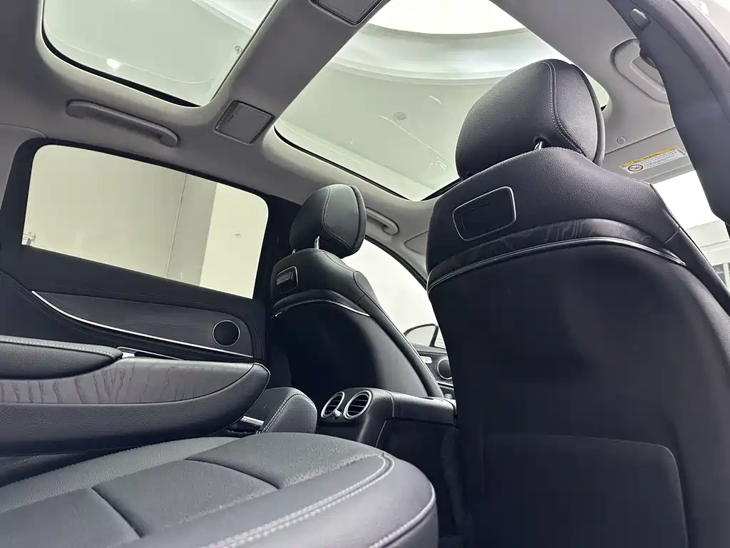 Mercedes-Benz Mercedes-Benz E-Class 2018 Facelift E 300 L Sport Style 2018 - thumbnail 13