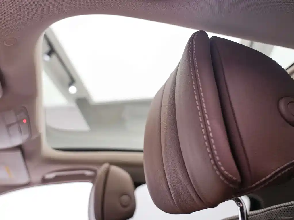 Mercedes-Benz Mercedes-Benz E-Class 2020 Model Year Facelift E 300 L Exclusive Edition 2020 - thumbnail 11