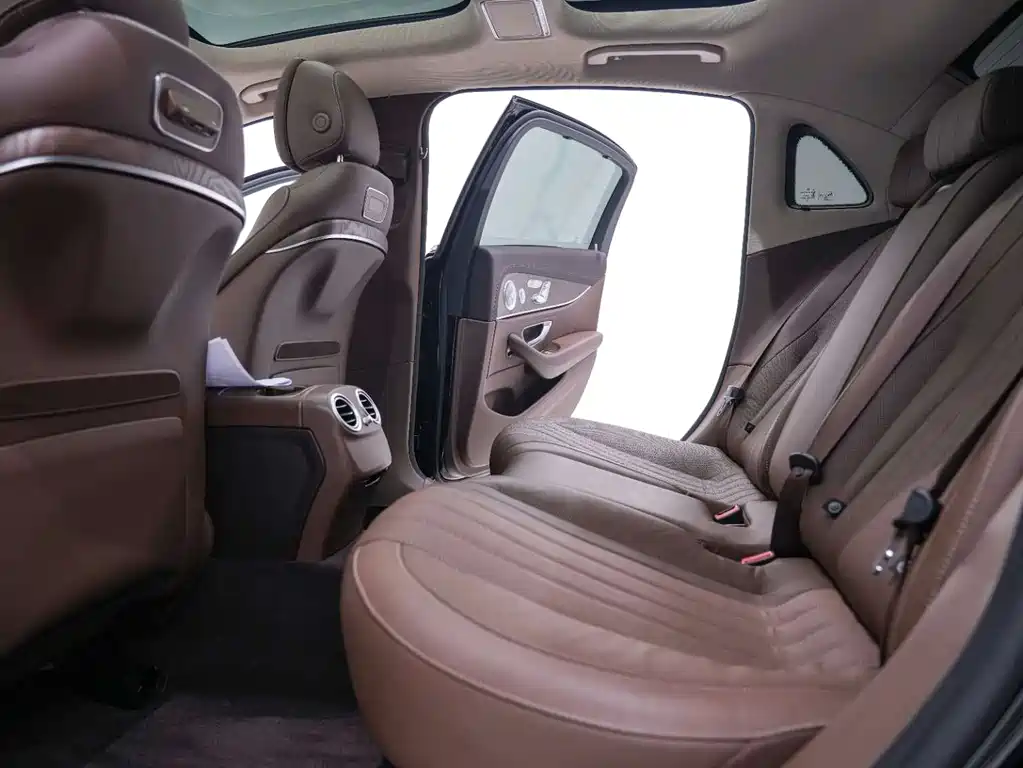Mercedes-Benz Mercedes-Benz E-Class 2020 Model Year Facelift E 300 L Exclusive Edition 2020 - thumbnail 23