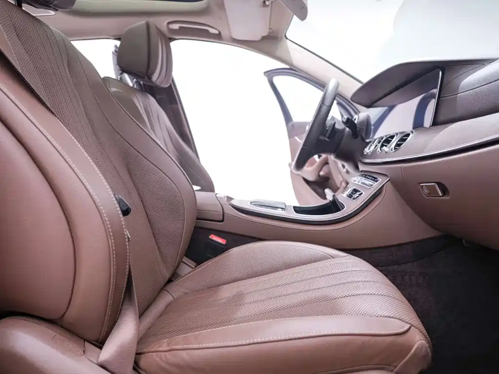 Mercedes-Benz Mercedes-Benz E-Class 2020 Model Year Facelift E 300 L Exclusive Edition 2020 - thumbnail 27